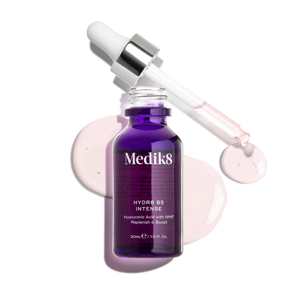Serum facial Hydr8 B5 Intense de Medik8 para piel deshidratada